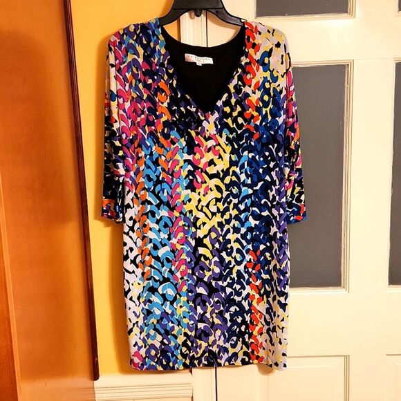 Trina Turk Multicolored 3/4 Sleeves V-Neck Dress Size 8 - Picture 1 of 9
